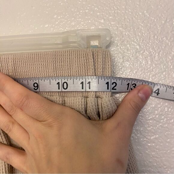 Princess Polly Lovers Lane Shorts waffle knit lace up hi rise tan beige Size 0 - Picture 8 of 9